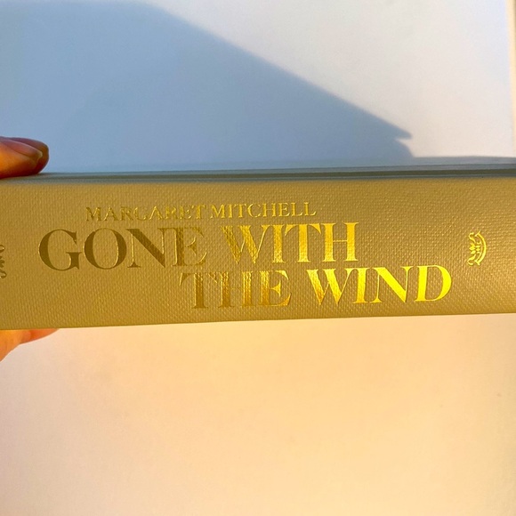 GONE WITH THE WIND by MARGARET MITCHELL - Hardback - Picture 5 of 6